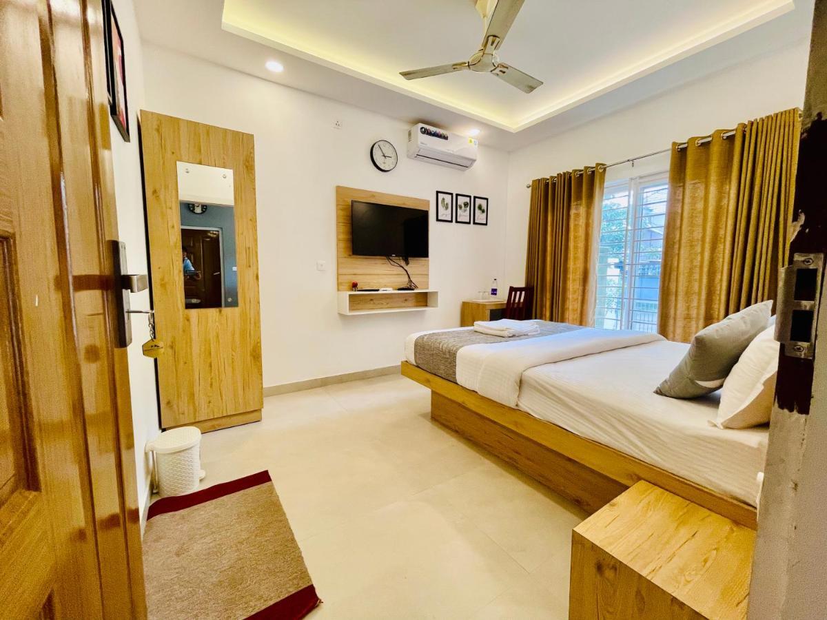 Oceana Hills Residency Hotell Alappuzha Exteriör bild